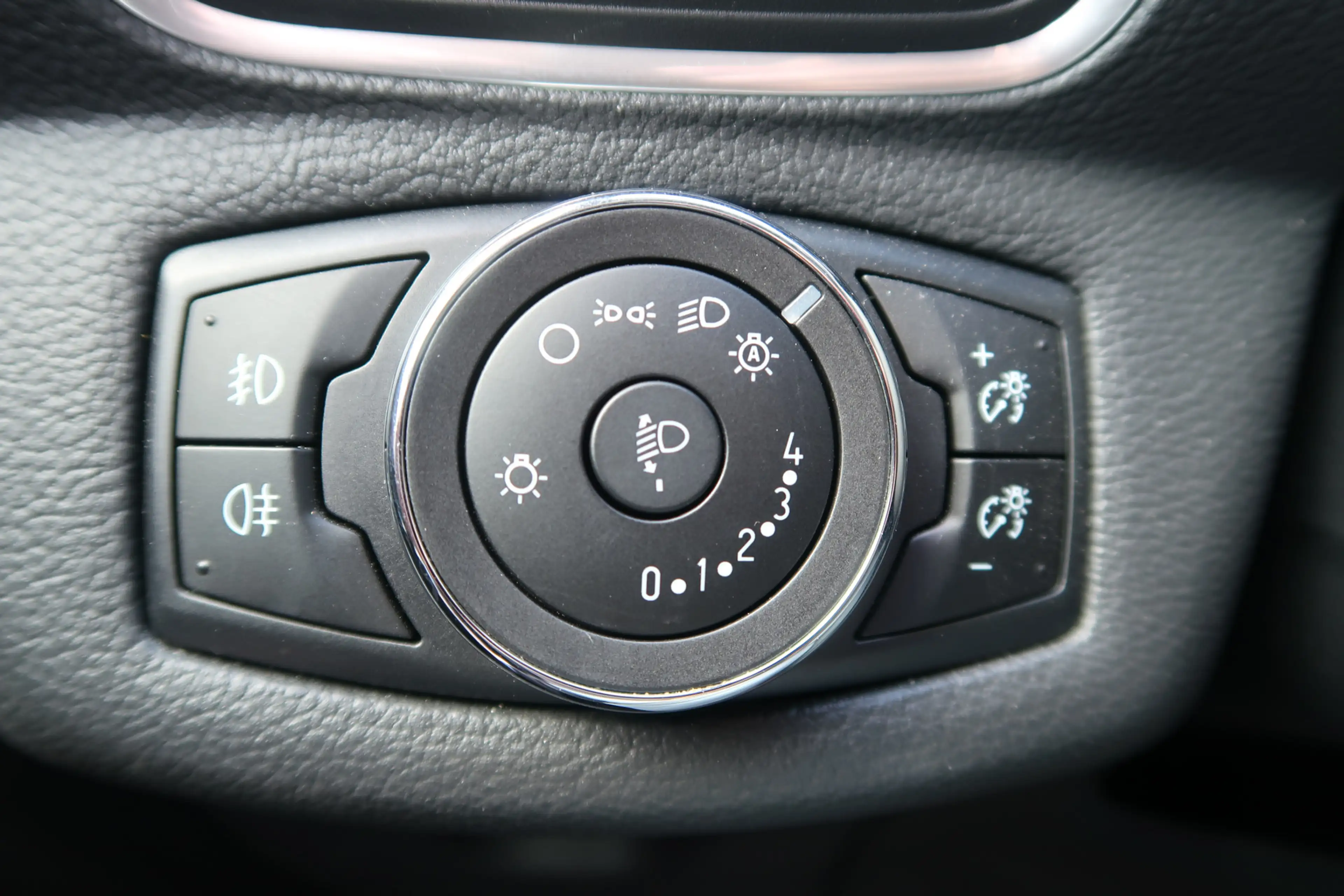 Ford B-Max 1.0 EcoBoost Titanium Bij ons bedrijf in onderhoud — photo 22