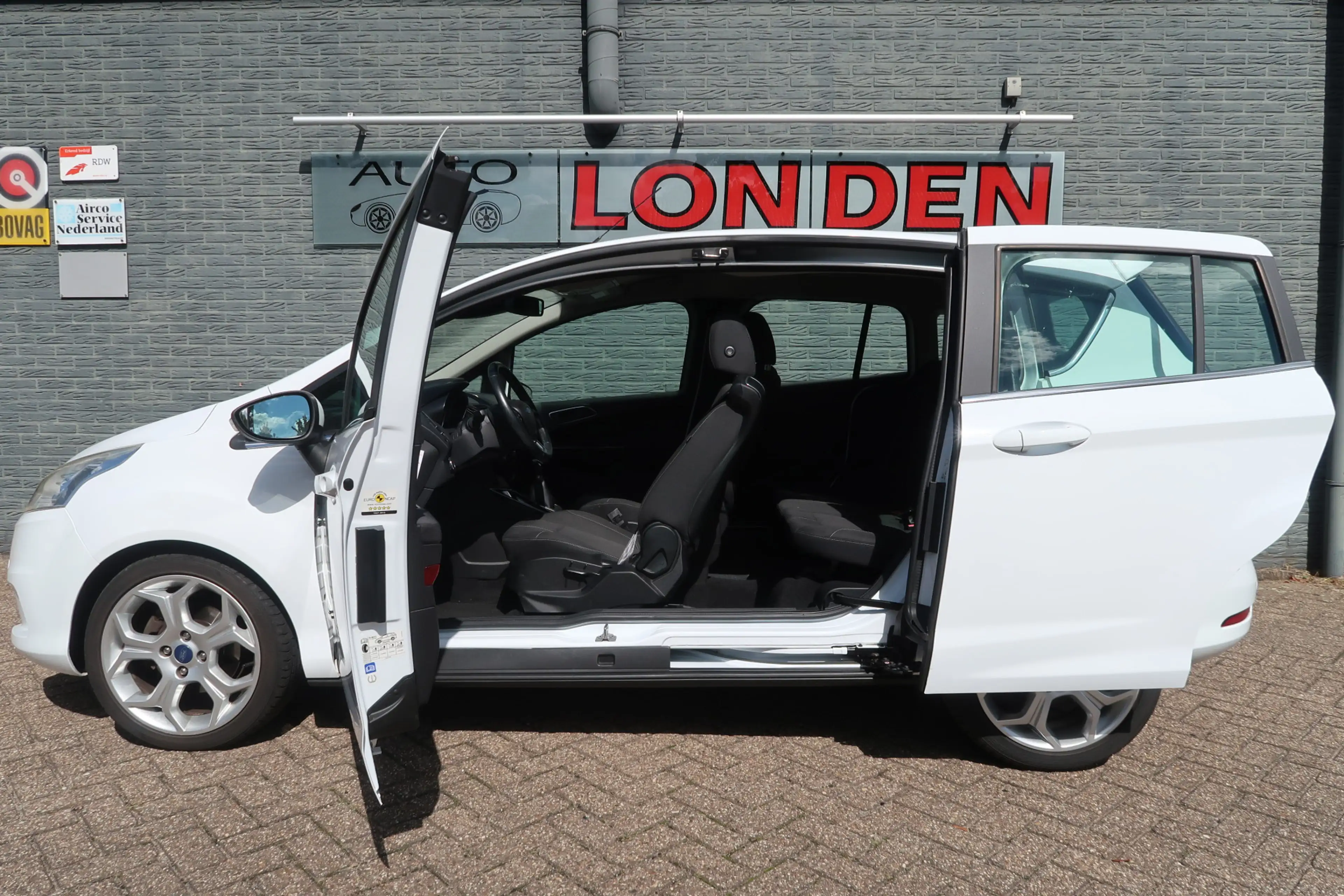 Ford B-Max 1.0 EcoBoost Titanium Bij ons bedrijf in onderhoud — photo 32