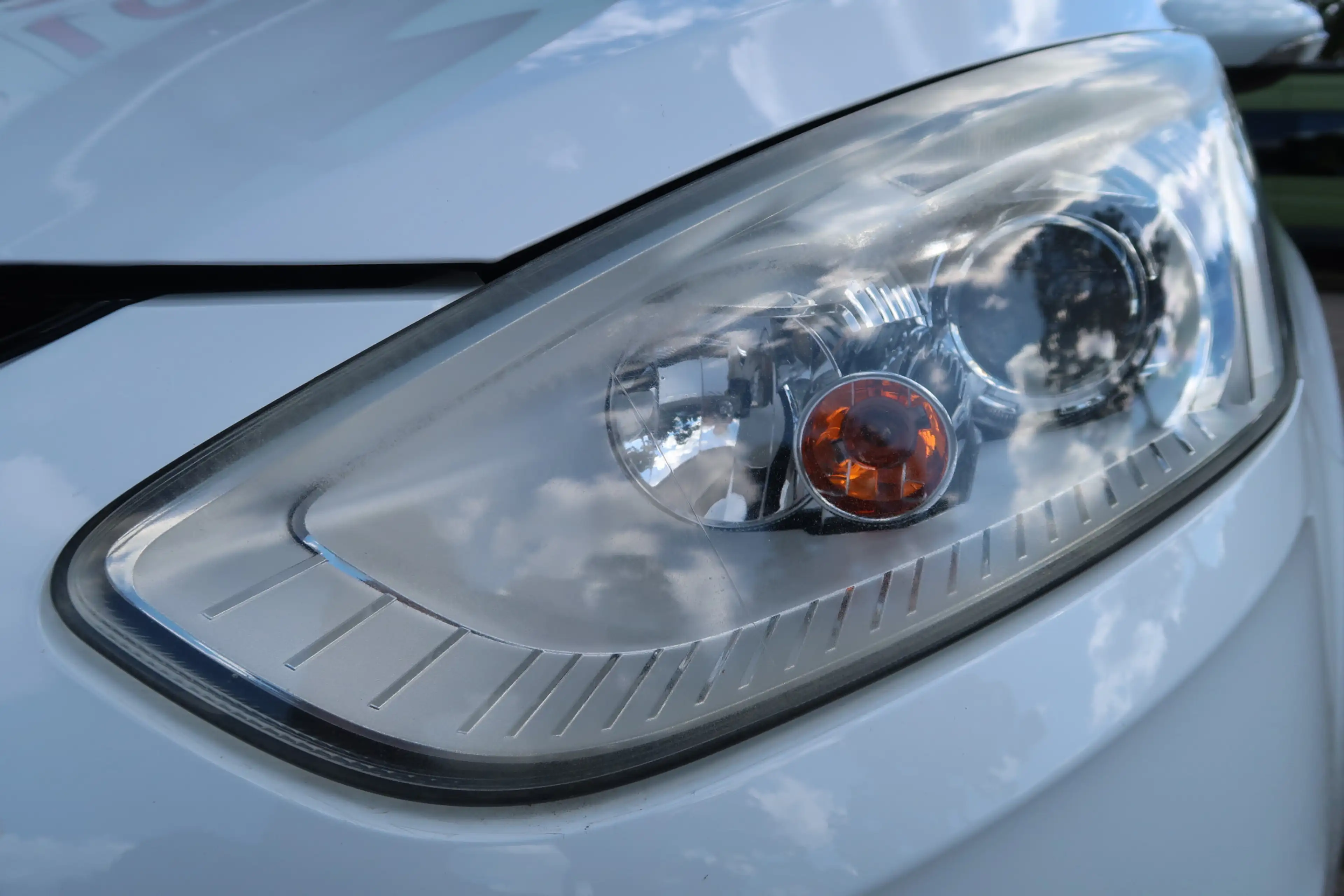 Ford B-Max 1.0 EcoBoost Titanium Bij ons bedrijf in onderhoud — photo 15