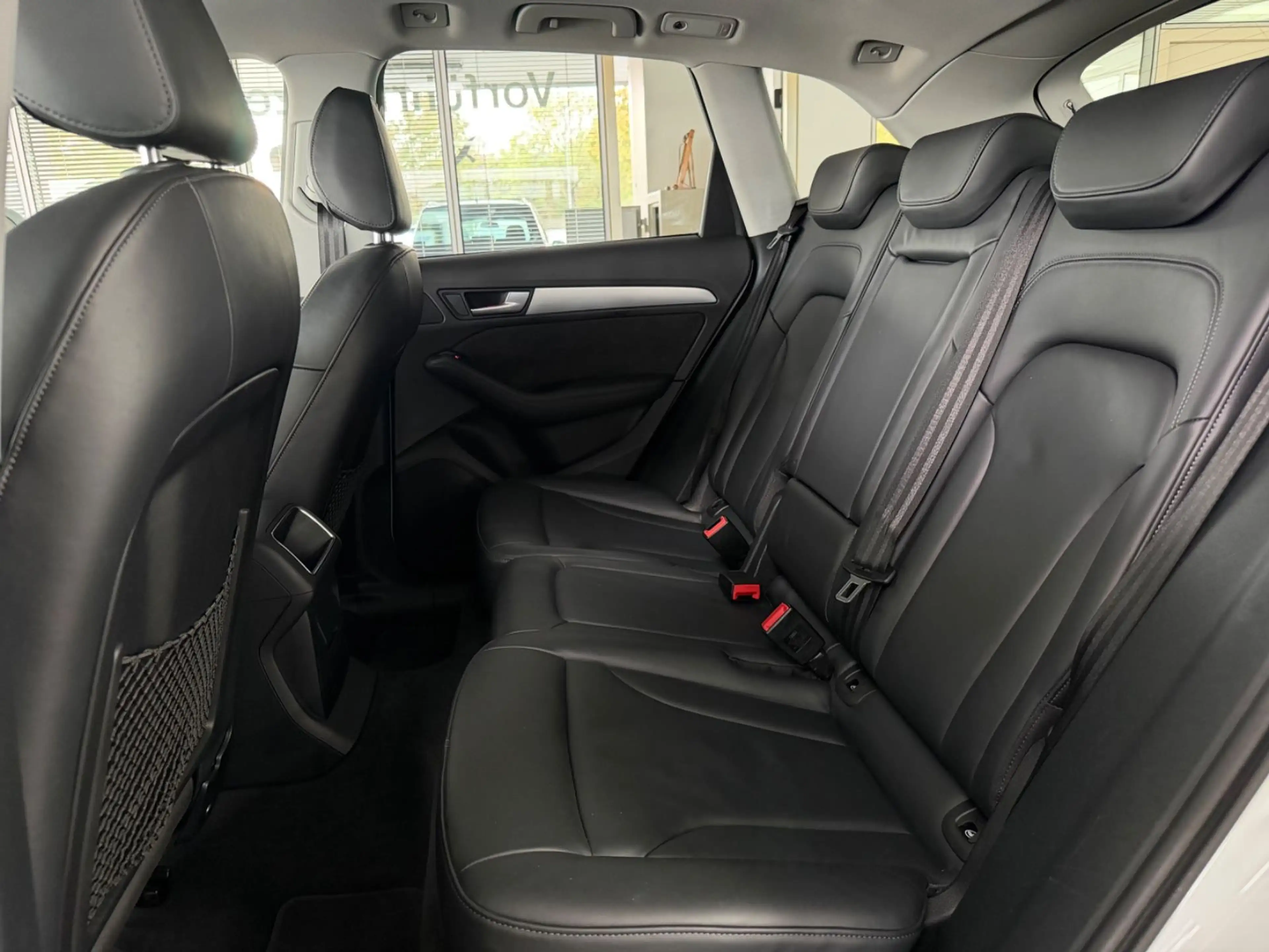 Audi Q5 3.0 TDI 190 kW quattro S-Line / 2.Hand / PANO — photo 12