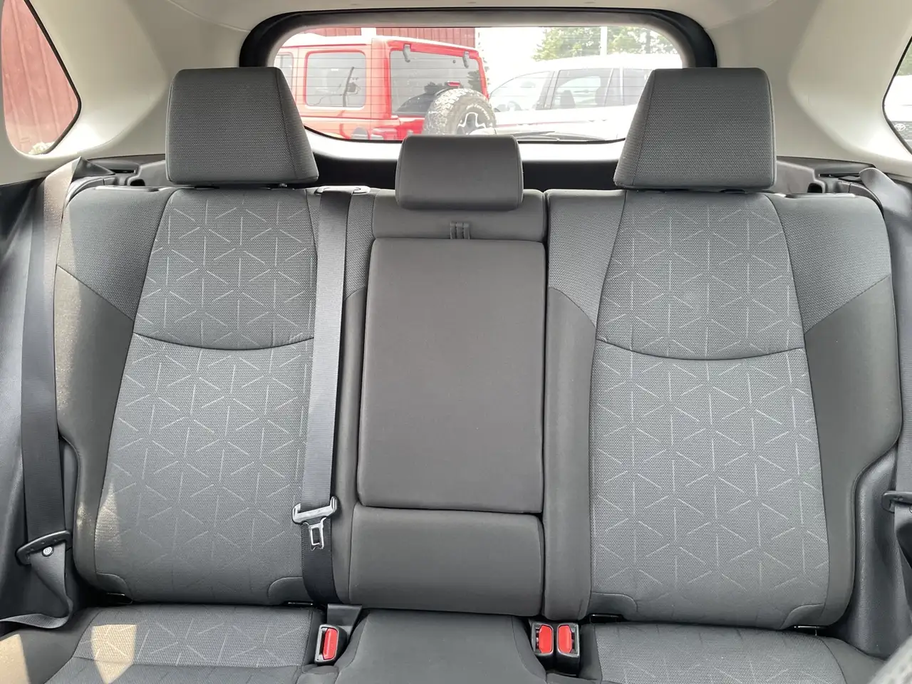 Toyota RAV 4 photo Toyota RAV 4