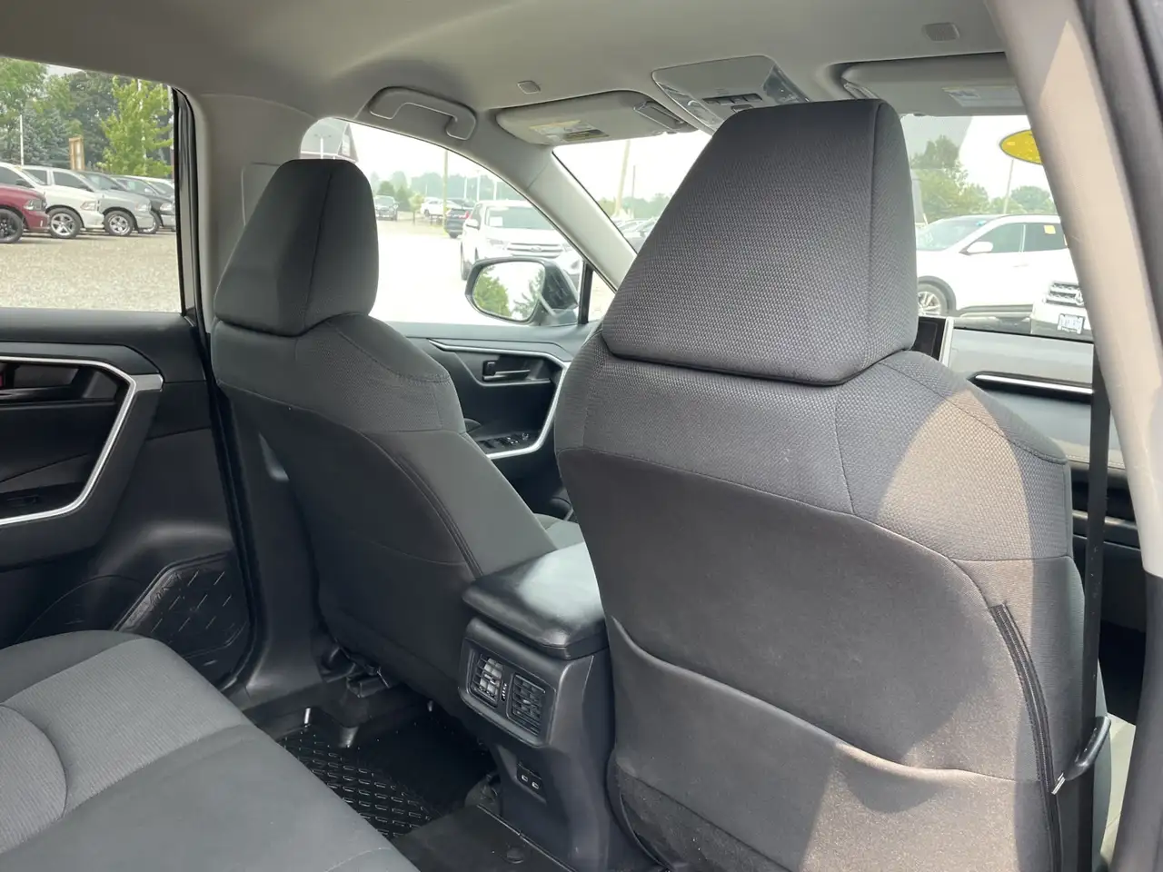 Toyota RAV 4 photo Toyota RAV 4
