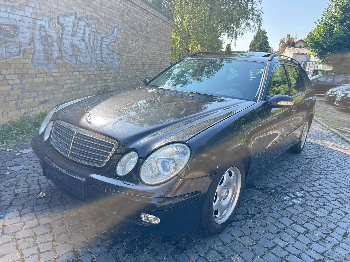 Mercedes-Benz E 200 E-Klasse T-Modell T Kompressor Automatik Avantgard Schwarz - 1