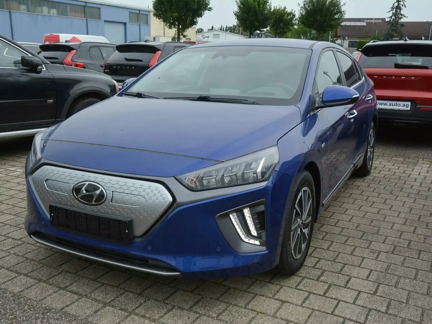 Hyundai IONIQ PREMIUM ELEKTRO ESC*eCALL*ACC*LED*LEDER Bleu - 2