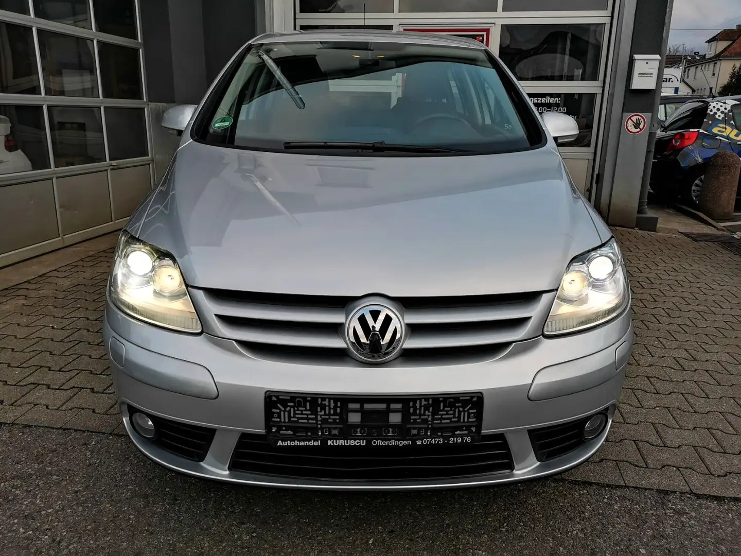 Volkswagen Golf Plus 1.6 *Automatik*Zahnriemen erneuert* Argent - 2