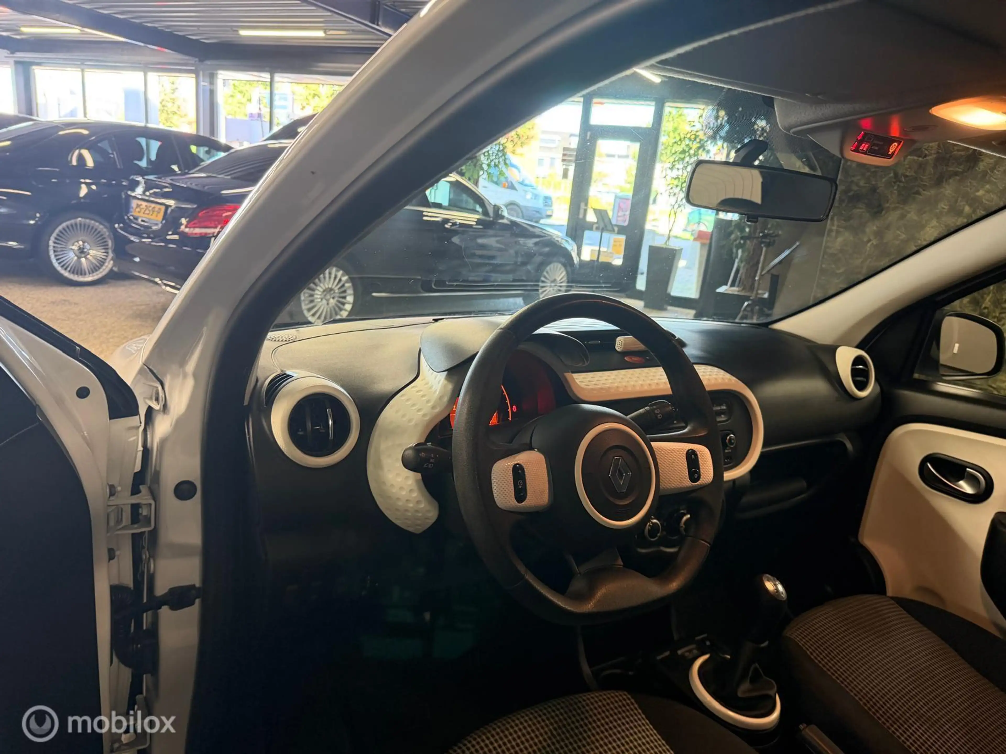 Renault Twingo 1.0 Collection-NAP-CRUIS-AIRCO-BLUETOOTH-5 D — photo 12