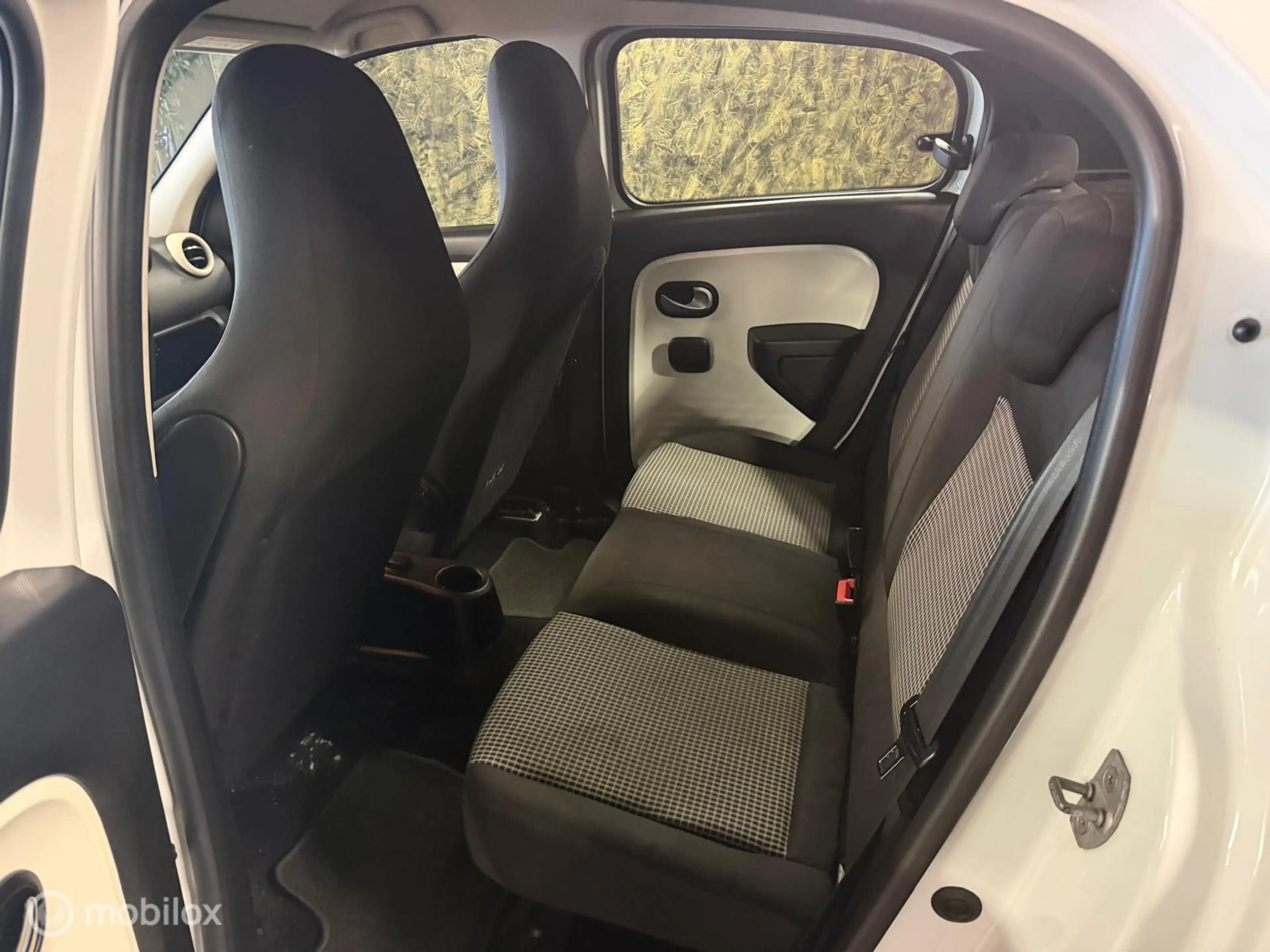 Renault Twingo 1.0 Collection-NAP-CRUIS-AIRCO-BLUETOOTH-5 D — photo 8