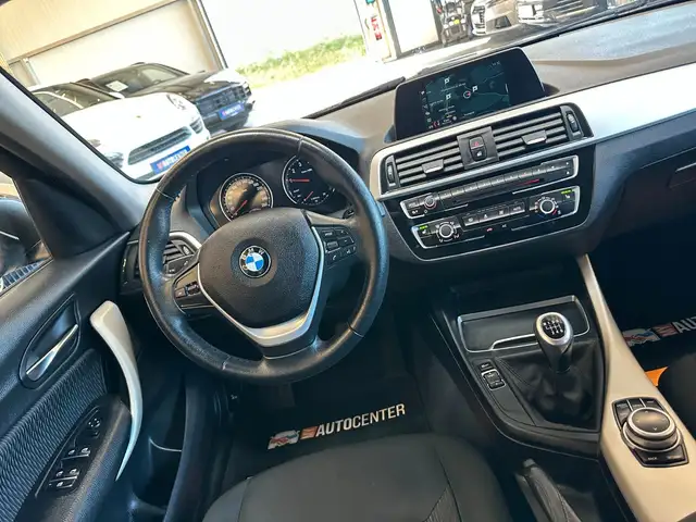 BMW 1 Series view 7