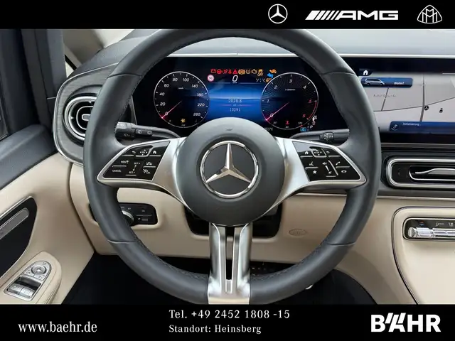 Mercedes-Benz V-Class view 13