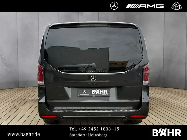 Mercedes-Benz V-Class view 8