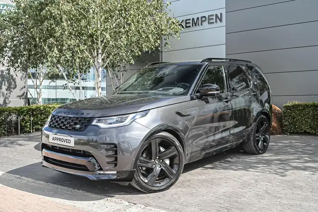 Land Rover Discovery D300 Dynamic HSE // 7 Zit