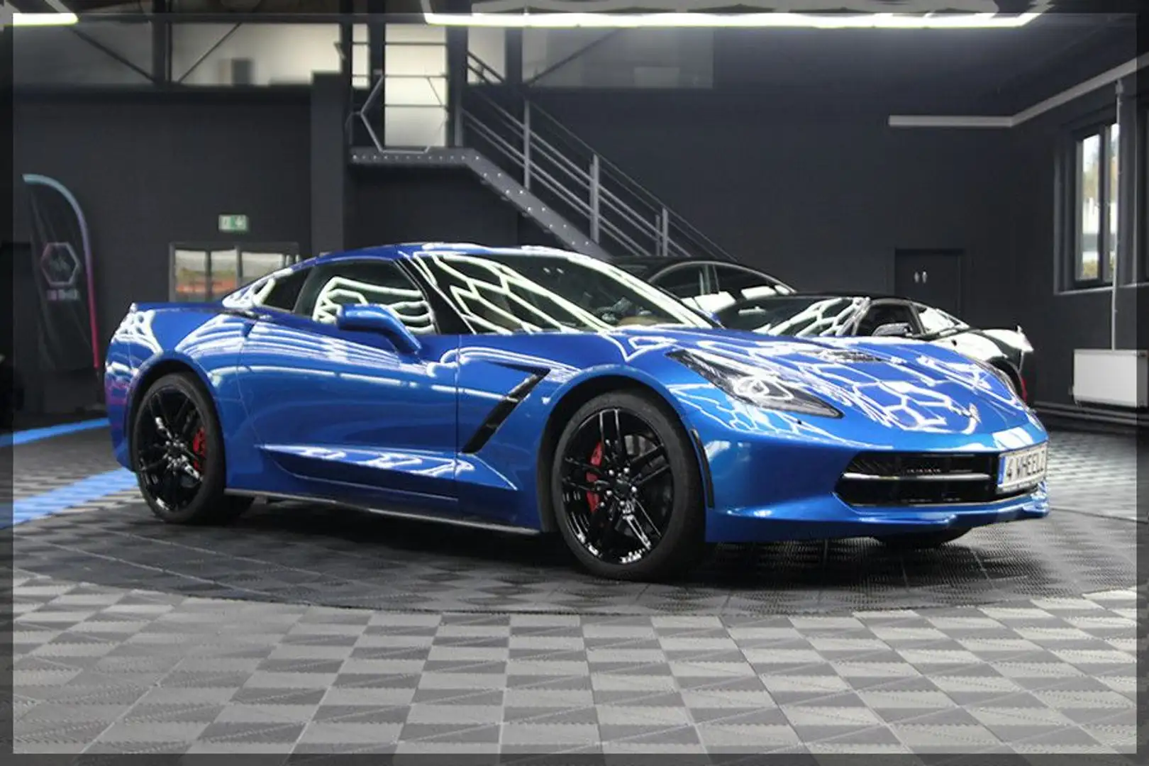 Corvette C7 6.2 V8 AT8 Z51 Stingray Coupe 3LT Bleu - 1