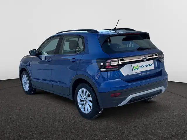 Volkswagen T-Cross view 2