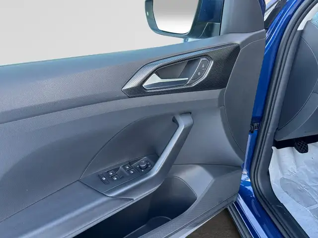 Volkswagen T-Cross view 14