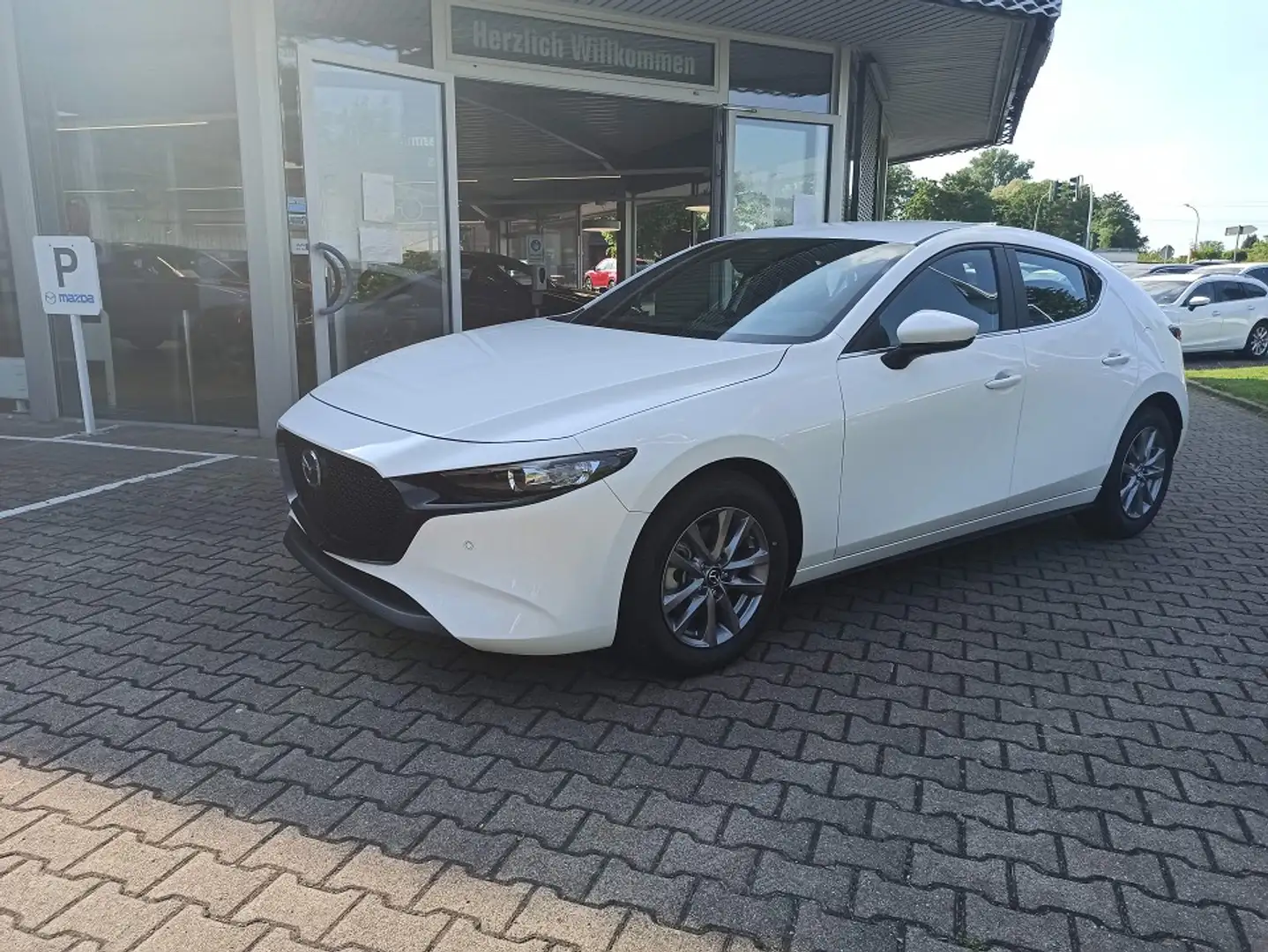 Mazda 3 2.0 M Hybrid SELECTION *Navi*LED*Rückfahrkamera* Weiß - 2