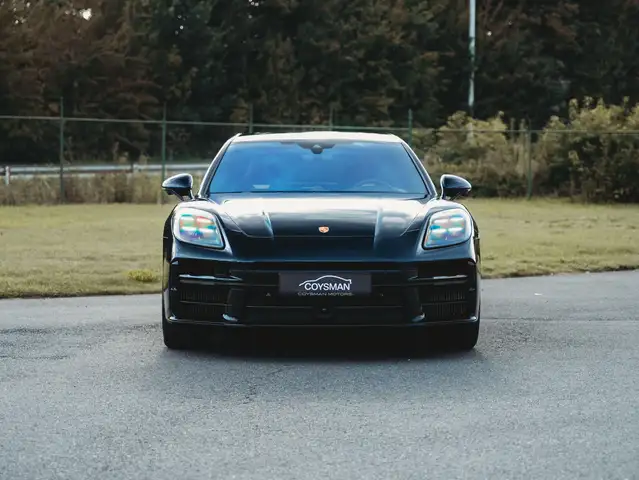 Porsche Panamera view 2