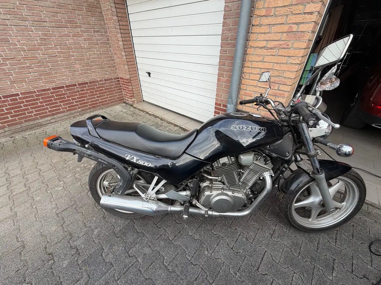 Suzuki VX 800
