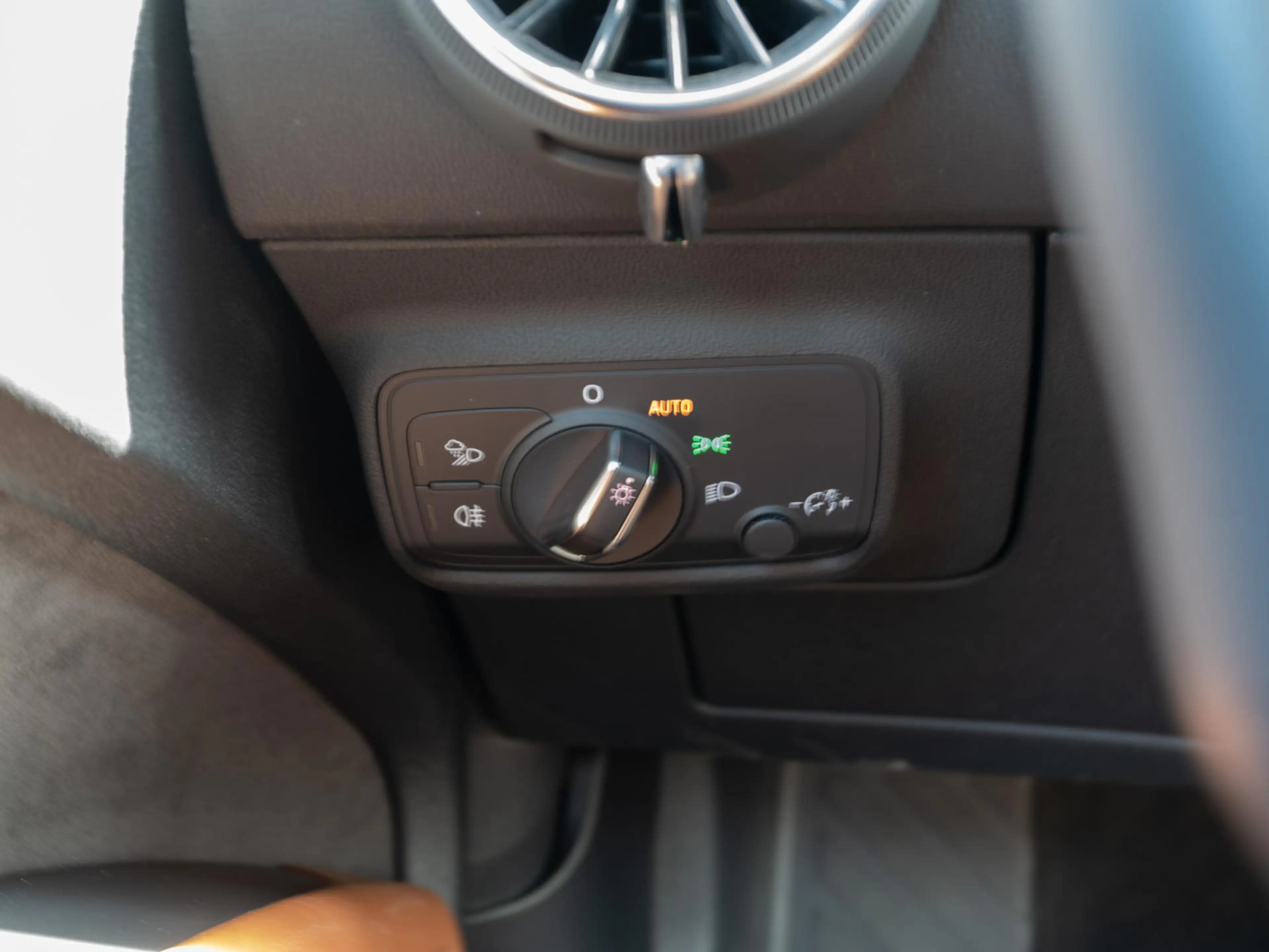 Audi TT Roadster 40 TFSI Pro Line S Competition | Ambiente — photo 38