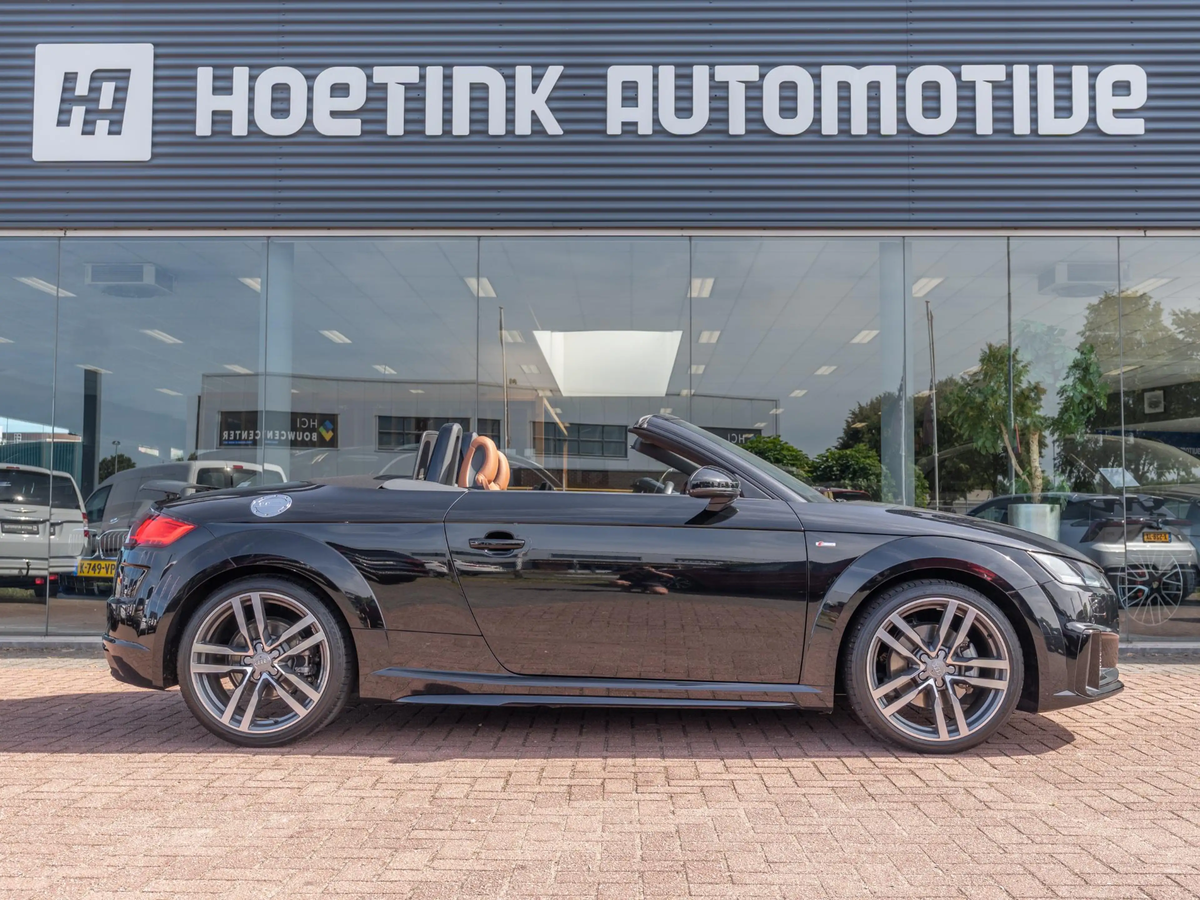 Audi TT Roadster 40 TFSI Pro Line S Competition | Ambiente — photo 16