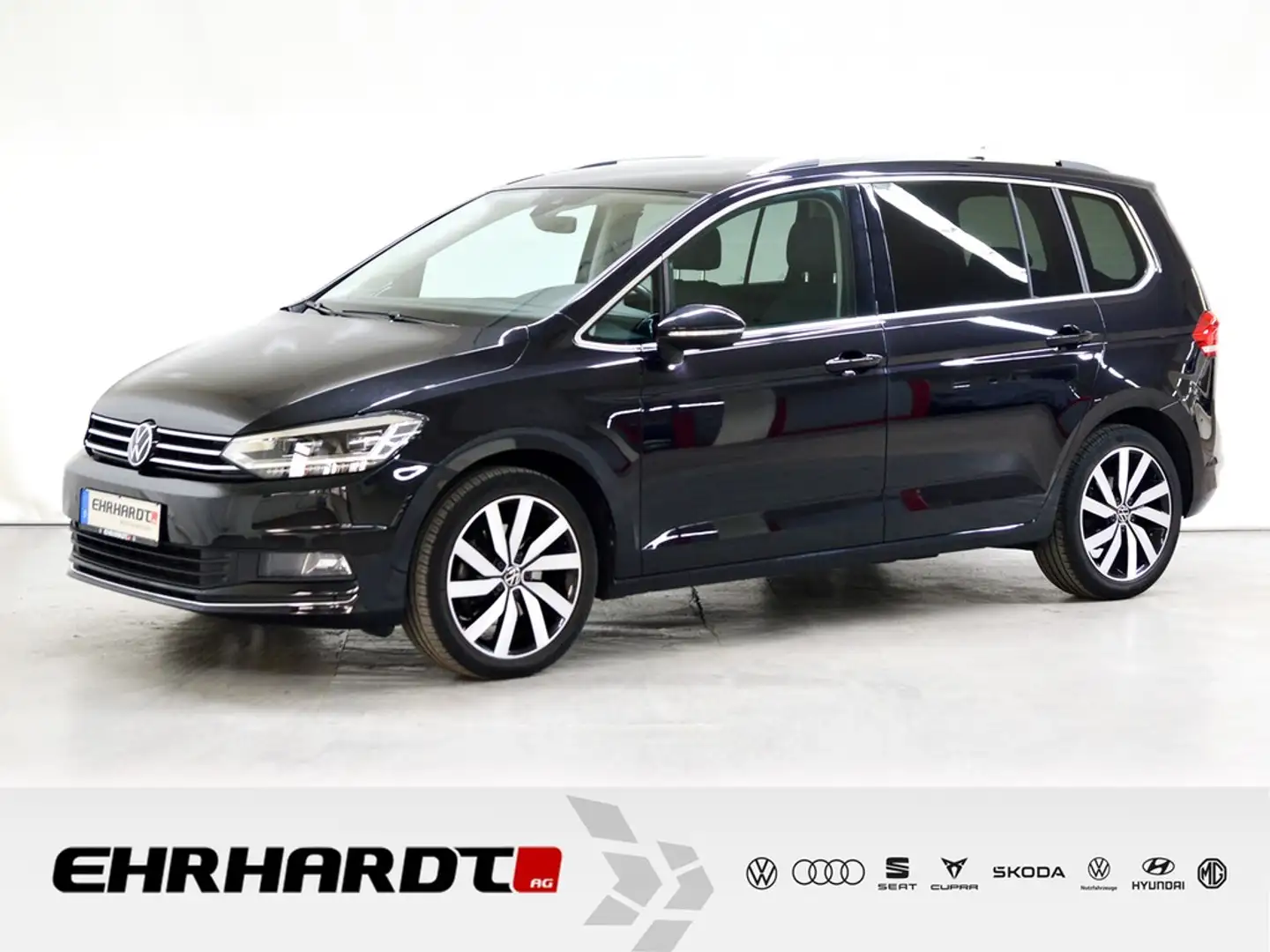 Volkswagen Touran 1.5 TSI ACT Highline LED*NAV*SHZ*ACC*PDC*TOTW*18" Zwart - 1
