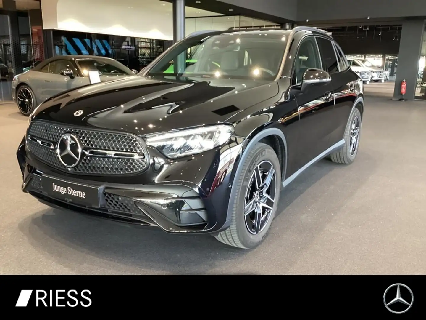 Mercedes-Benz GLC 220 d 4M AMG+AHK+Distronic+LED+MBUX+NightPak Schwarz - 1