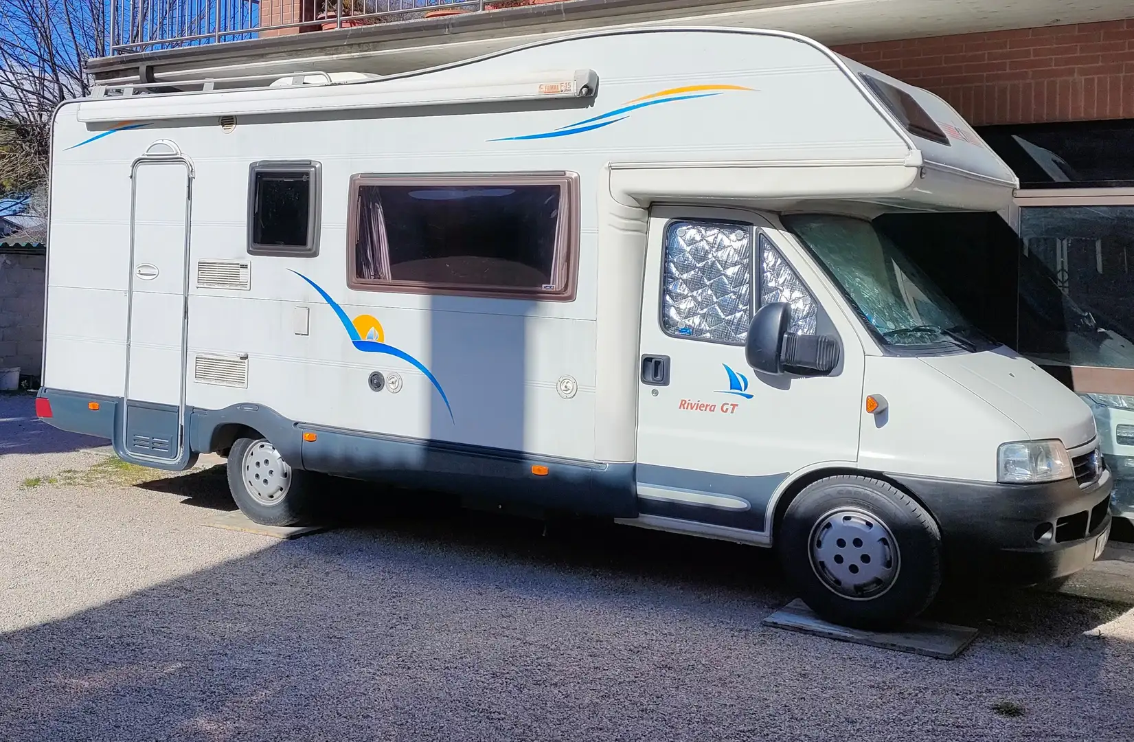 Caravans-Wohnm Ci International Camper Mansardato CI Riviera GT Weiß - 1