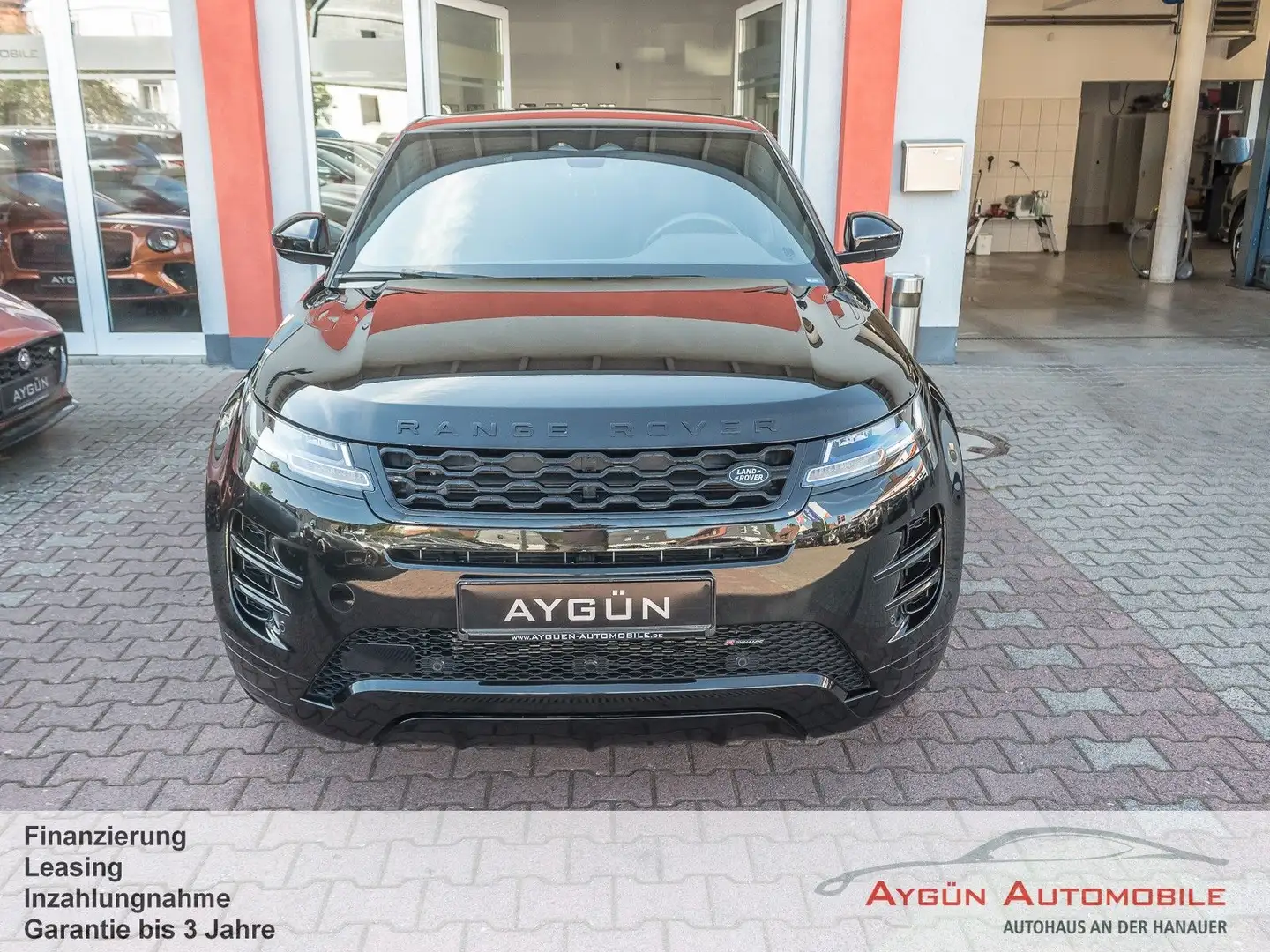 Land Rover Range Rover Evoque P300e R-Dynamic S Schwarz - 2