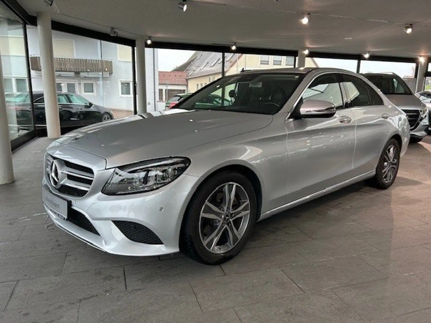 Mercedes-Benz C 220 d Avantgarde 9ATG/GlasSD/Tot/Kamera/Multib Silber - 2