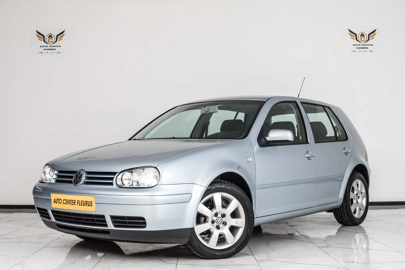 Volkswagen Golf 4  Rabbit 1.4 Blauw - 1