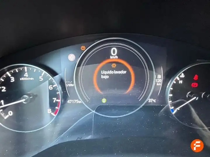 Mazda CX-30 (2022) e-SKYACTIV G 2.0 MT 2WD Evolution 2023, foto 12