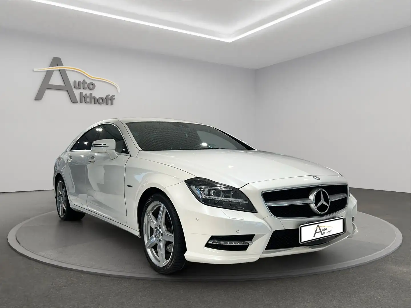 Mercedes-Benz CLS 350 CLS350 AMG AIR BI-XENON KAMERA NAV TEMP SHZ Weiß - 1