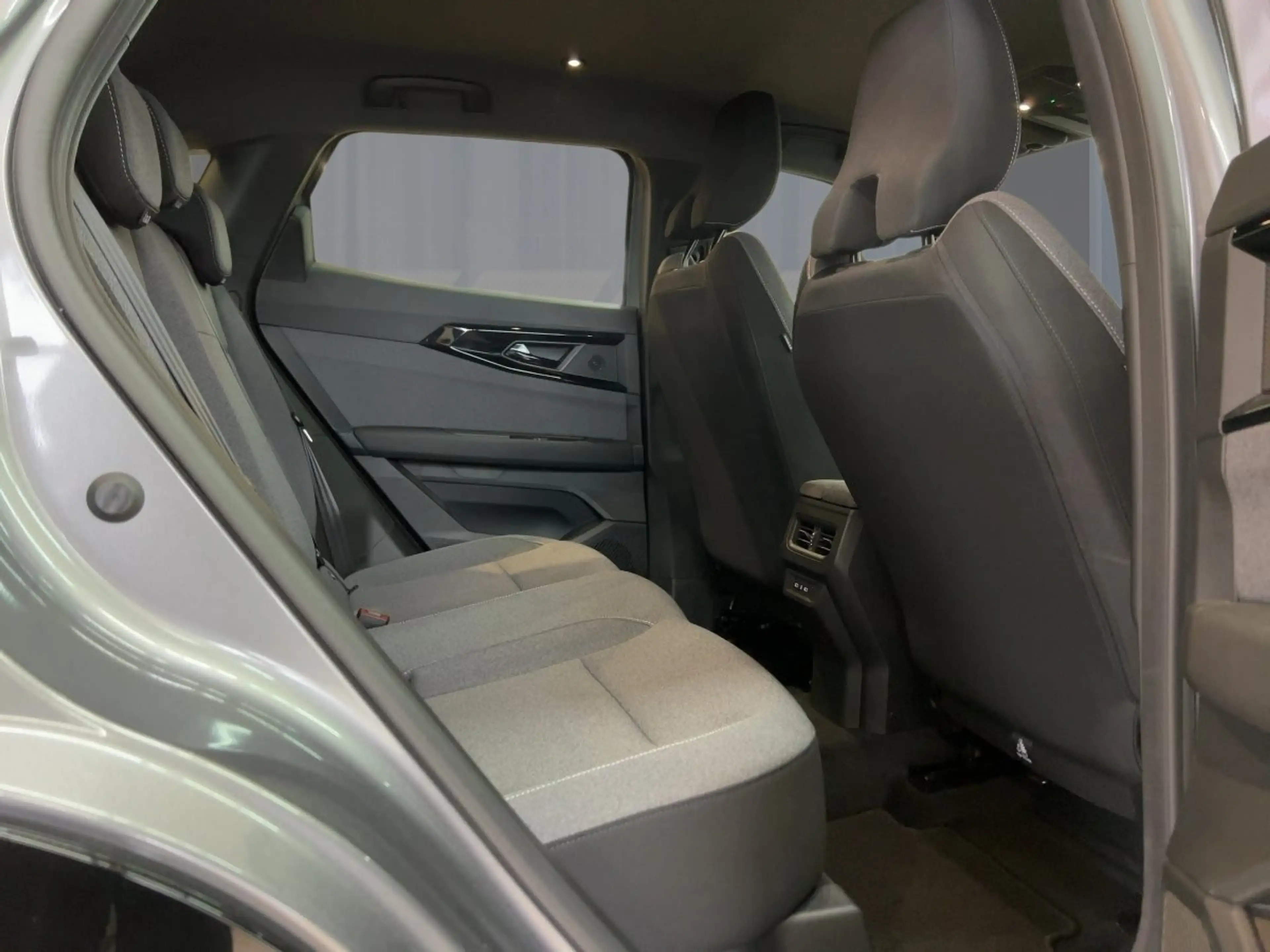 Renault Austral Evolution Mild Hybrid 160 Automatik PDC BT — photo 9