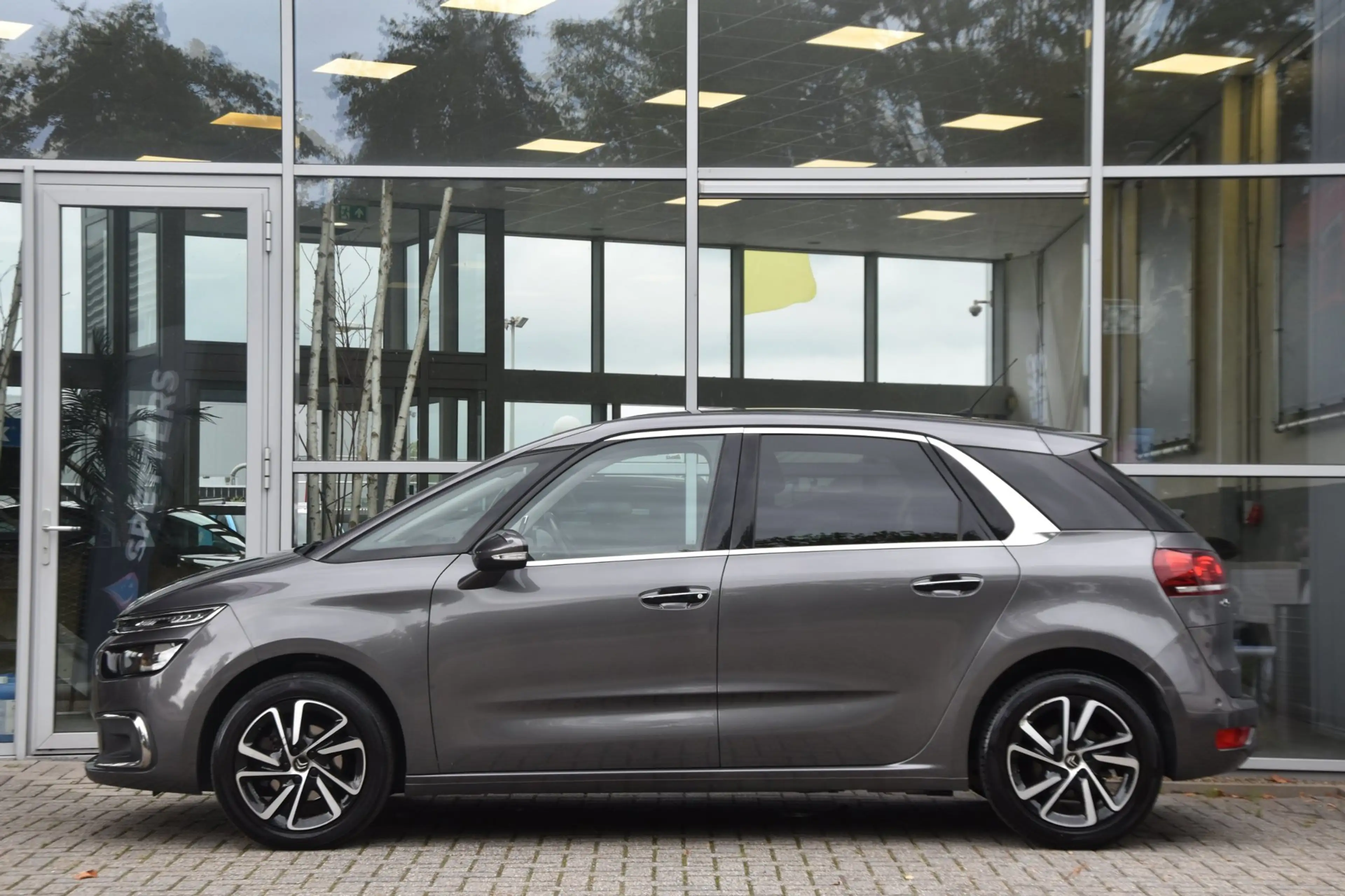 Citroen C4 Picasso 1.2 PureTech Automaat | 1e Eig. | Distr. VV | Navi — photo 5