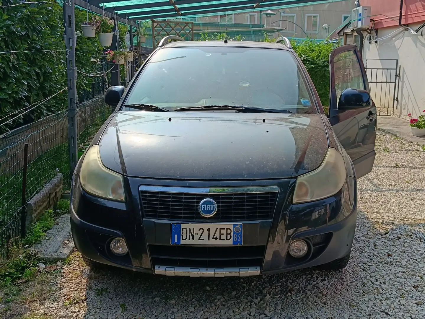 Fiat Sedici Sedici 1.6 16v Dynamic 4x4 107cv Noir - 1