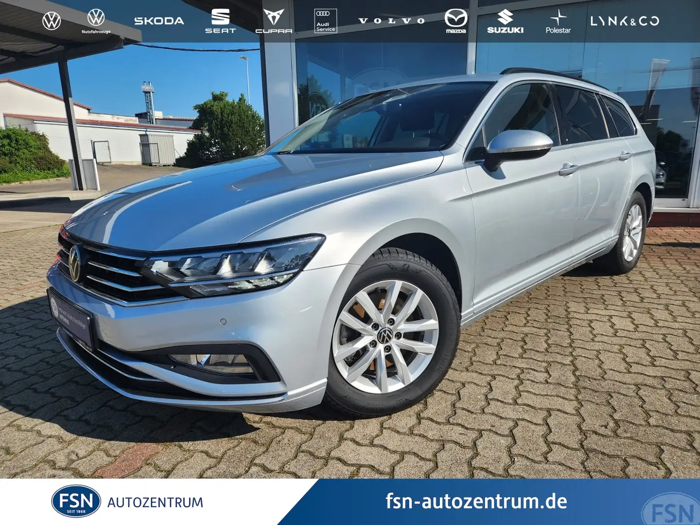 Volkswagen Passat 2.0 TDI DSG AHK RFK LED Navi elektr. Heckklappe S Beige - 1