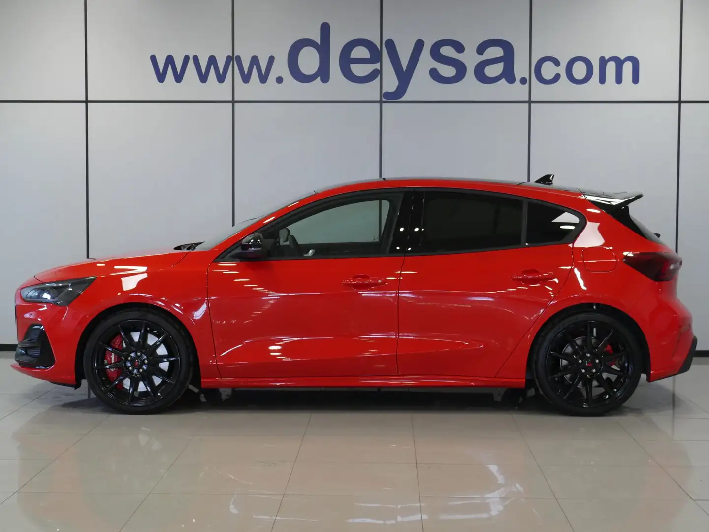 Ford Focus 2.3 Ecoboost ST Rojo - 2