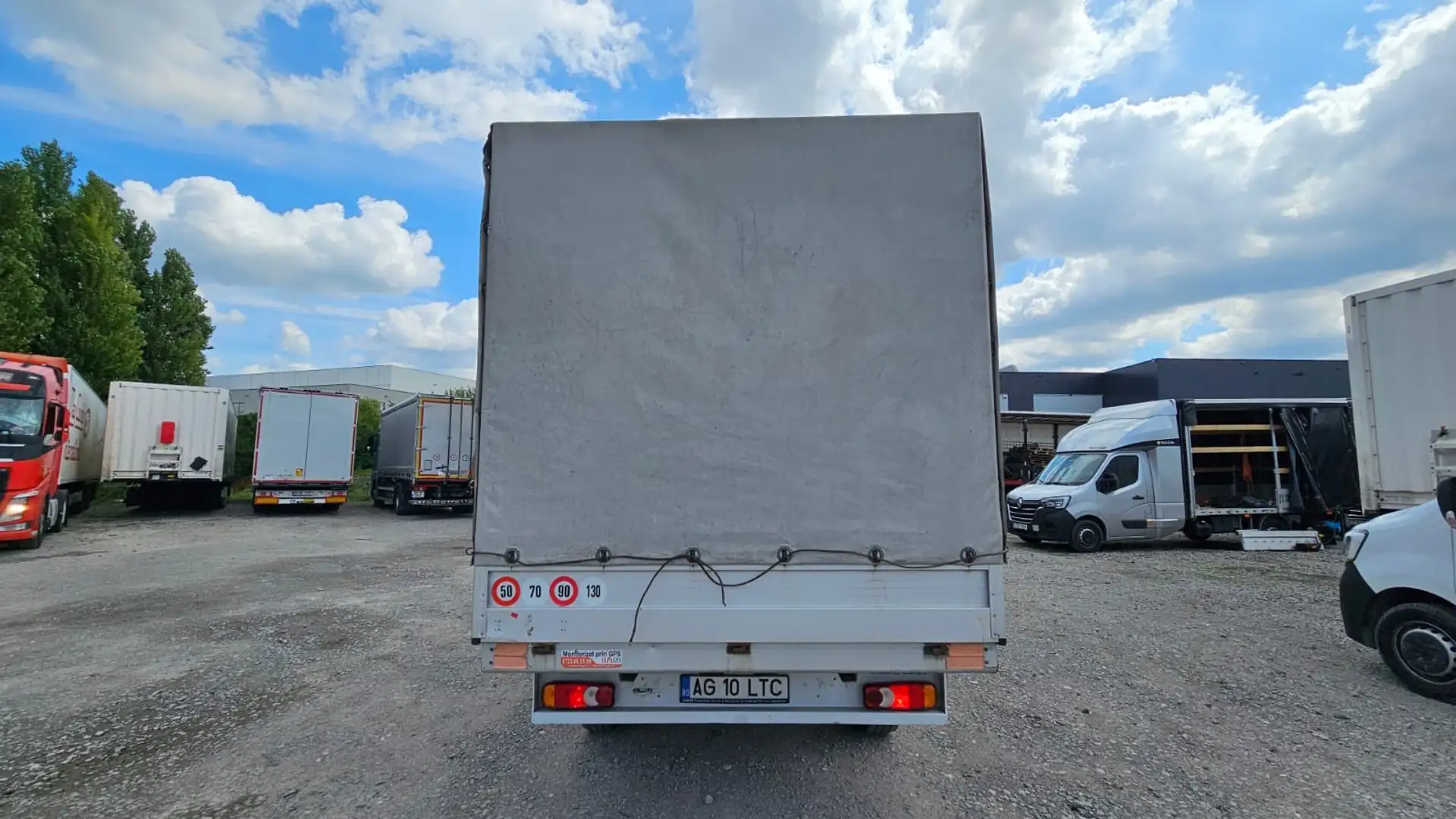 Renault Master 2.2 CDI - 1