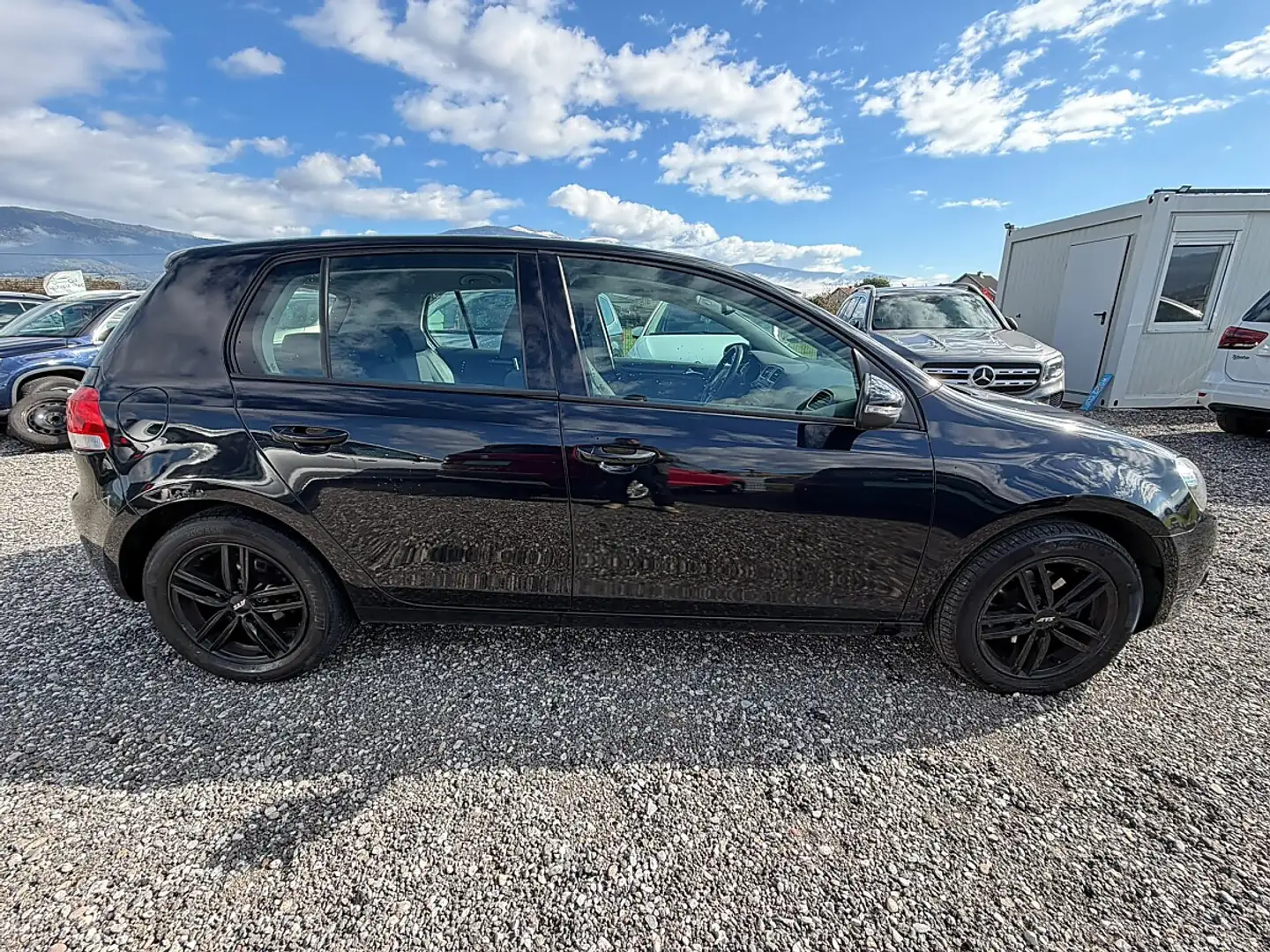 Volkswagen Golf R abbit 1,2 **Sitzheizung**Parksensoren** Schwarz - 2