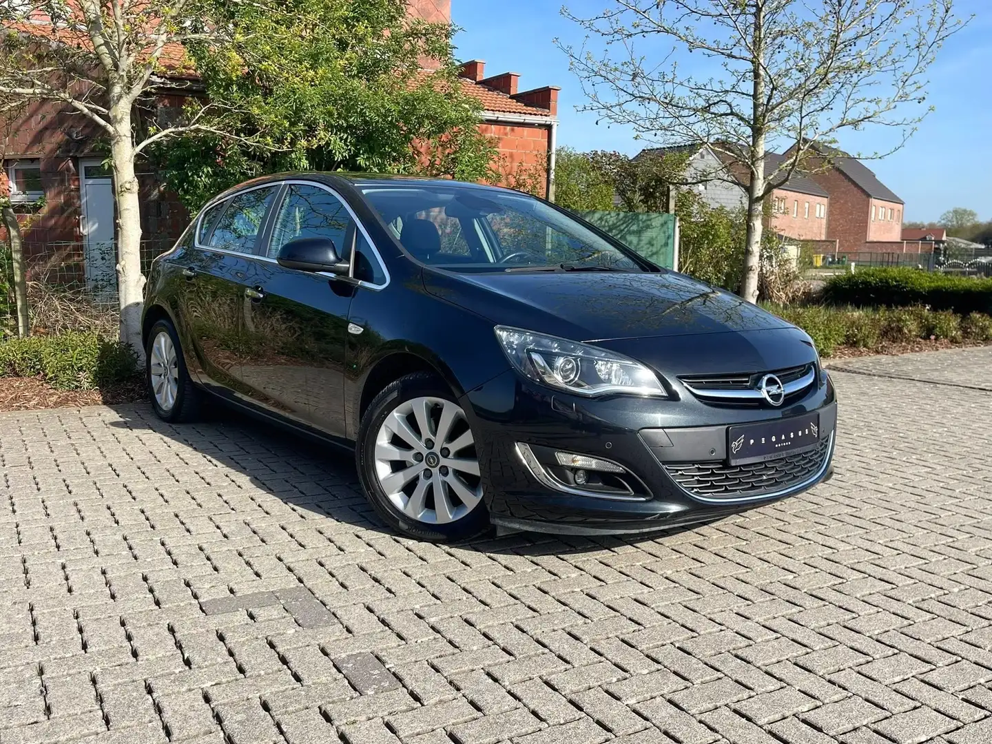 Opel Astra 1.7 - 2013/141.000km/Euro 5 - Gekeurd Noir - 2