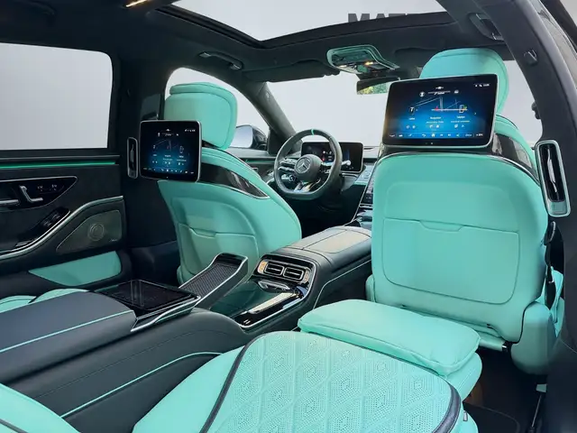 Mercedes-Benz S-Class view 22