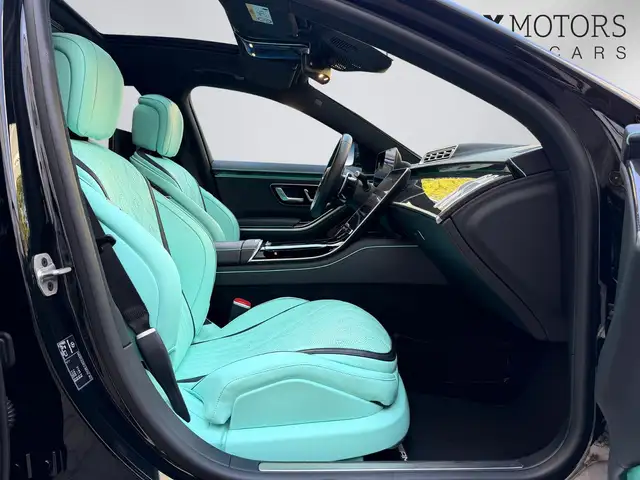 Mercedes-Benz S-Class view 27