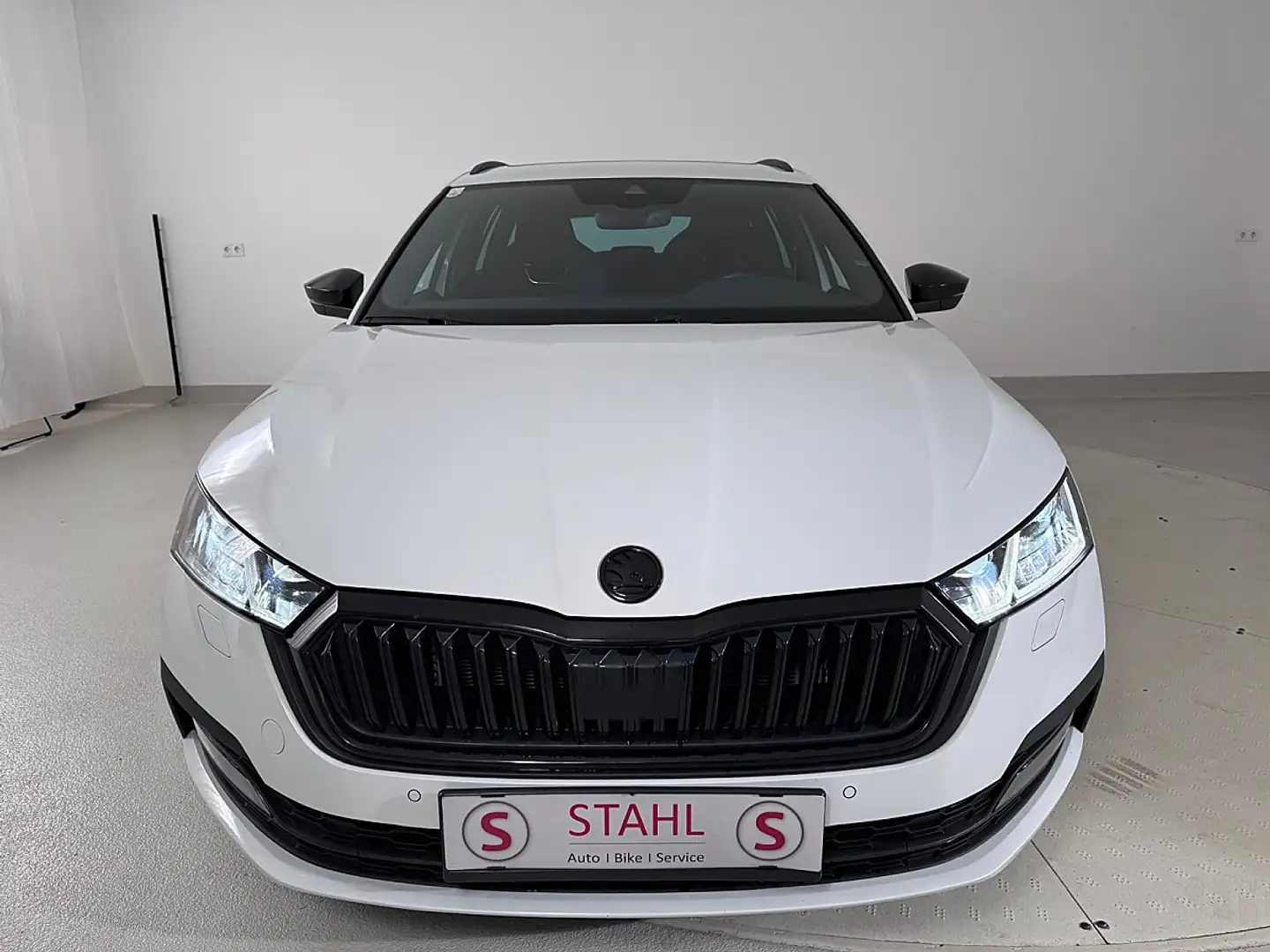 Skoda Octavia Combi 1,5 TSI e-TEC Style DSG|Auto Stahl W22 Weiß - 2