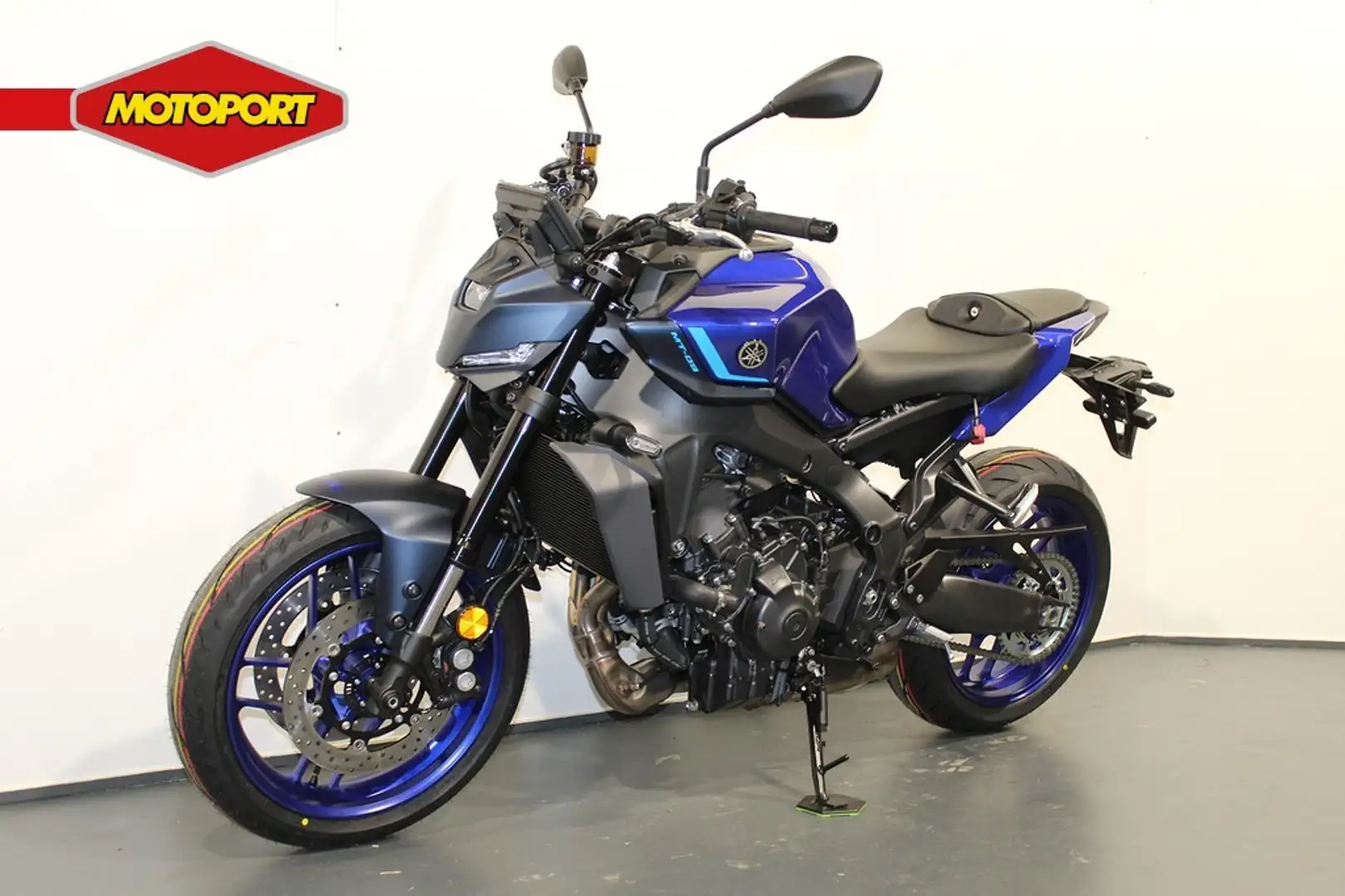 Yamaha MT-09 Blauw - 2