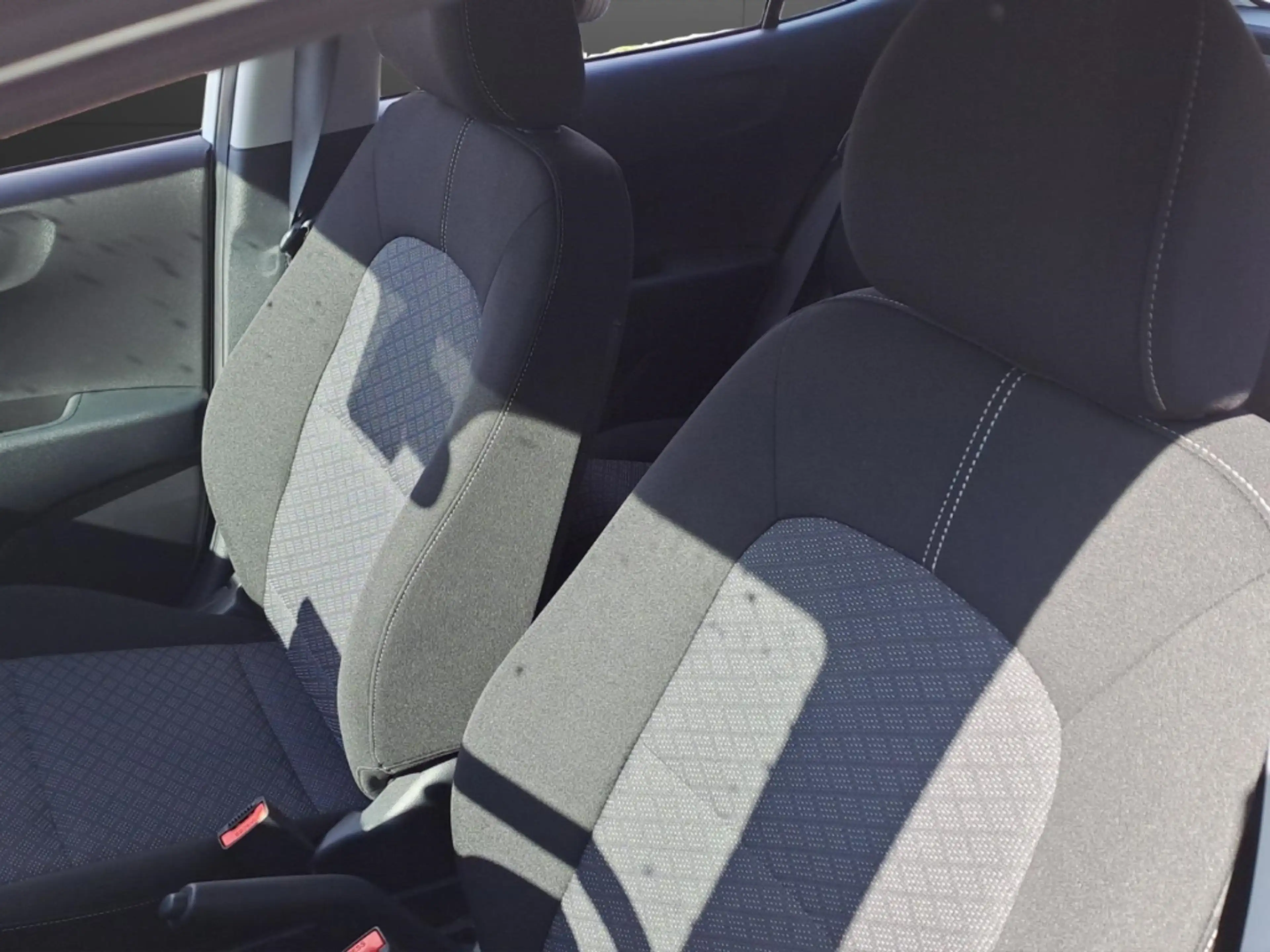 Kia Picanto Core — photo 9