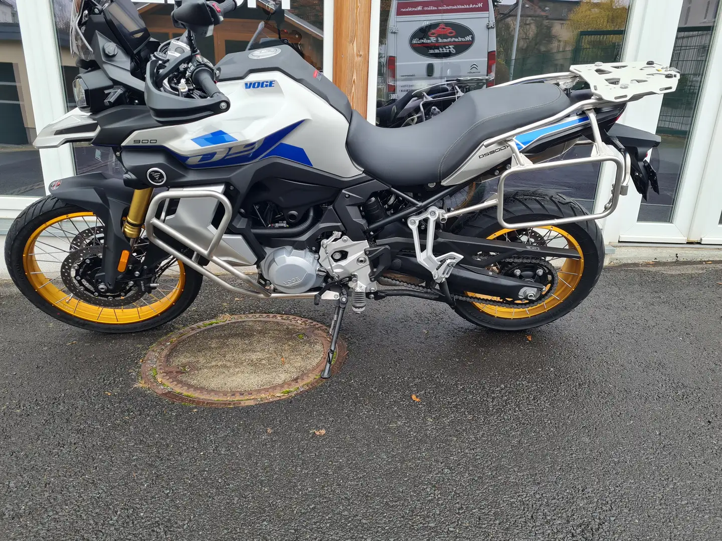 Voge DS900X Silber - 2