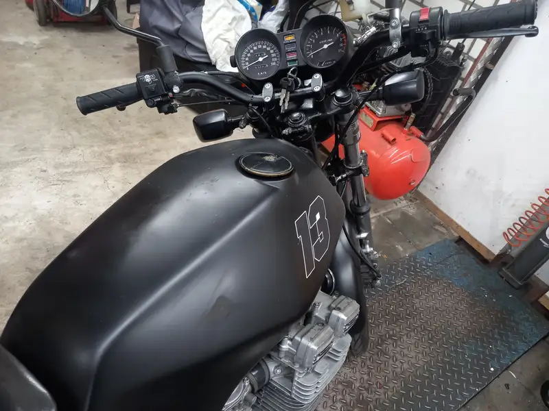 Suzuki GSX 1100 - foto 3