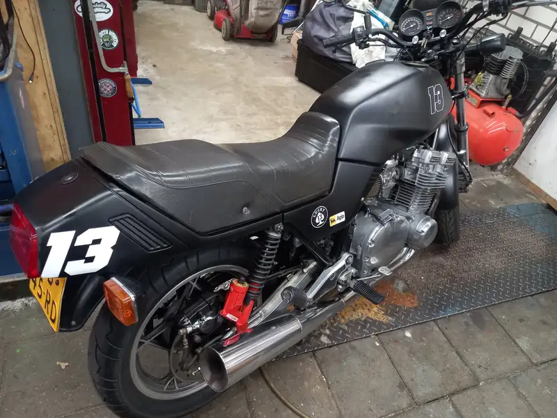 Suzuki GSX 1100 - foto 4