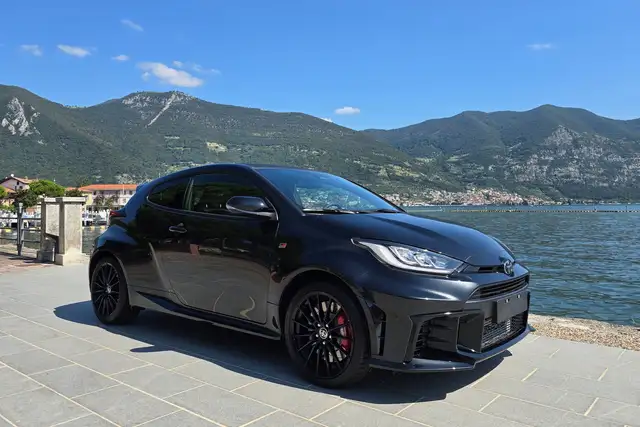 Toyota Yaris view 7