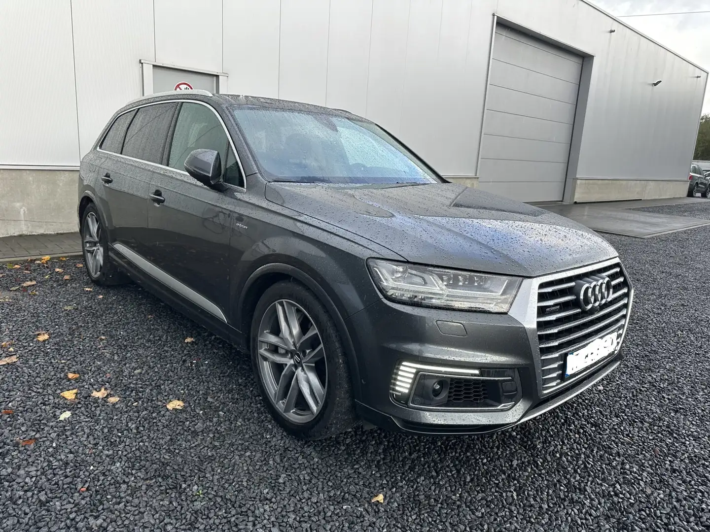 Audi Q7 3.0 TDI e-tron quattro Hybrid Grau - 1