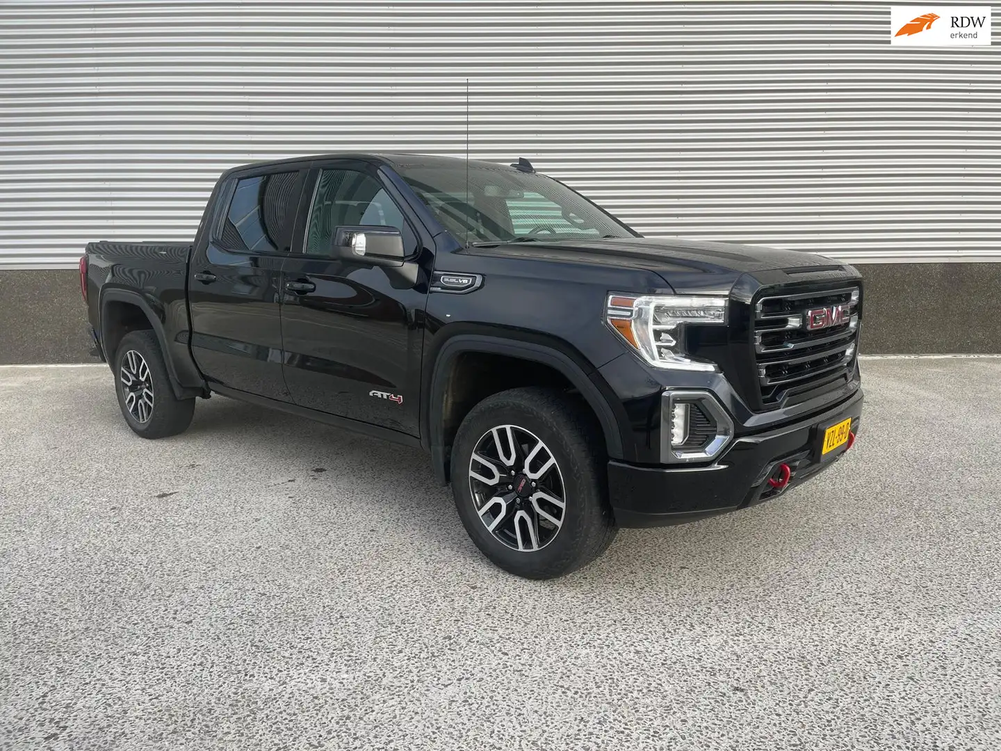 GMC Sierra AT4 5.3 V8 pano carplay full options marge auto mu Czarny - 1